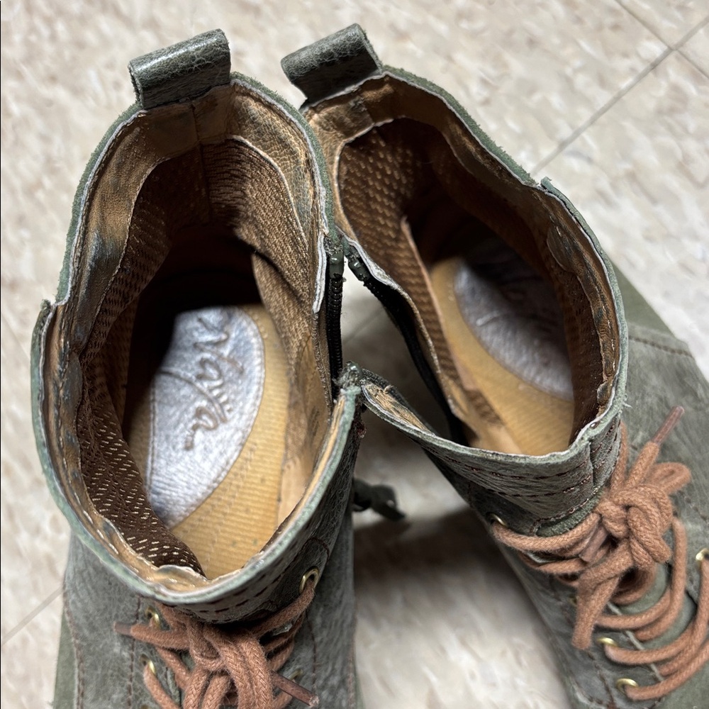 Naya Agave Vintage Suede with Leather Accent Boots In Navy Green - Women's 8M - Picture 7 of 10